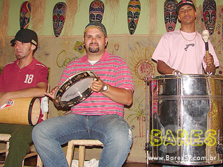 Sexta a noite no Consulado da Cachaça Sexta a noite no Consulado da Cachaça