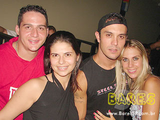 Balada de sexta-feira no Mary Jane Balada de sexta-feira no Mary Jane