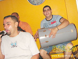 Grupos Tudo Azul e Tive Razão no Boteco do Martinho Grupos Tudo Azul e Tive Razão no Boteco do Martinho