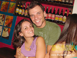 Grupos Tudo Azul e Tive Razão no Boteco do Martinho Grupos Tudo Azul e Tive Razão no Boteco do Martinho