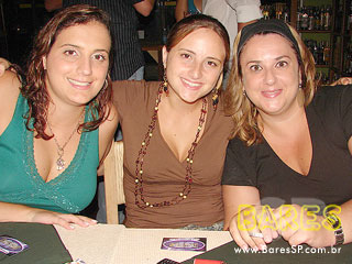 Sábado a noite no Consulado da Cachaça Sábado a noite no Consulado da Cachaça