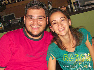 Sábado a noite no Consulado da Cachaça Sábado a noite no Consulado da Cachaça