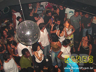 Cantor Rodrigo Sá no Mary Jane Bar Cantor Rodrigo Sá no Mary Jane Bar