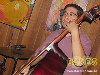 Alexandre Mihanovich no Teta Bar Alexandre Mihanovich no Teta Bar