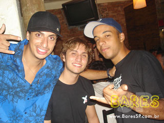 Sábado agitadíssimo no Dinorah Sábado agitadíssimo no Dinorah