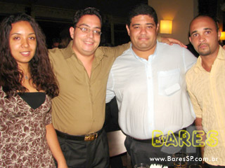 Quarta-feria a noite no Todos os Santos Bar Forneria Grill Quarta-feria a noite no Todos os Santos Bar Forneria Grill