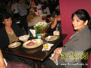Quarta-feria a noite no Todos os Santos Bar Forneria Grill Quarta-feria a noite no Todos os Santos Bar Forneria Grill