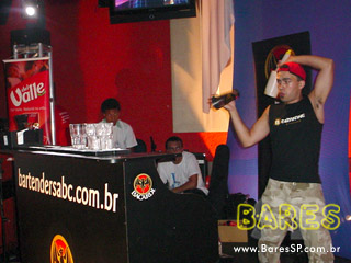 1º Campeonato de Flair Bartenders no Pimenta Bar 1º Campeonato de Flair Bartenders no Pimenta Bar