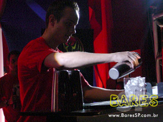 1º Campeonato de Flair Bartenders no Pimenta Bar 1º Campeonato de Flair Bartenders no Pimenta Bar