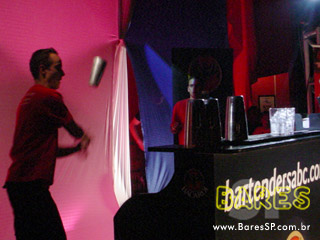 1º Campeonato de Flair Bartenders no Pimenta Bar 1º Campeonato de Flair Bartenders no Pimenta Bar