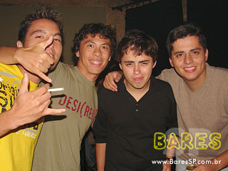 Cantor Rodrigo Sá no Mary Jane Bar Cantor Rodrigo Sá no Mary Jane Bar