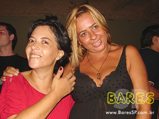 Cantor Rodrigo Sá no Mary Jane Bar Cantor Rodrigo Sá no Mary Jane Bar