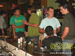 Noite de sexta no Consulado da Cachaça Noite de sexta no Consulado da Cachaça