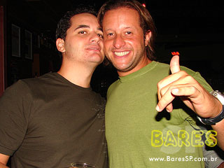 Noite de sexta no Consulado da Cachaça Noite de sexta no Consulado da Cachaça