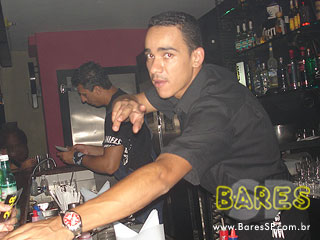 Cantor Rodrigo Sá no Mary Jane Bar Cantor Rodrigo Sá no Mary Jane Bar