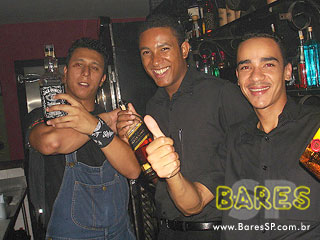 Cantor Rodrigo Sá no Mary Jane Bar Cantor Rodrigo Sá no Mary Jane Bar