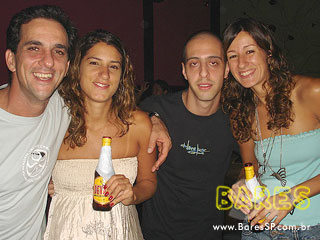 Cantor Rodrigo Sá no Mary Jane Bar Cantor Rodrigo Sá no Mary Jane Bar