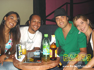 Cantor Rodrigo Sá no Mary Jane Bar Cantor Rodrigo Sá no Mary Jane Bar