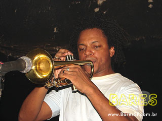 Noite de balada no Espaço Urbano Noite de balada no Espaço Urbano