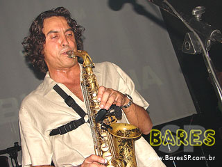 Noite de balada no Espaço Urbano Noite de balada no Espaço Urbano