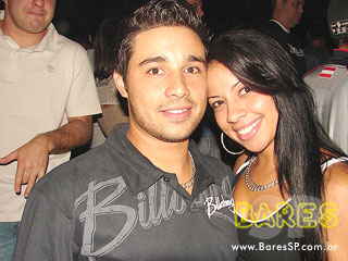 Noite de balada no Espaço Urbano Noite de balada no Espaço Urbano