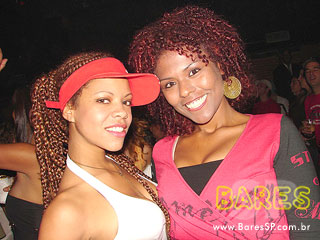 Noite de balada no Espaço Urbano Noite de balada no Espaço Urbano