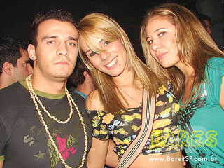 Noite de balada no Espaço Urbano Noite de balada no Espaço Urbano