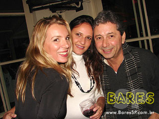 Quinta com música ao vivo no Mercearia Quinta com música ao vivo no Mercearia