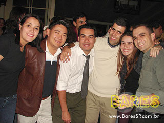 Quinta com música ao vivo no Mercearia Quinta com música ao vivo no Mercearia