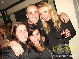 Quinta com música ao vivo no Mercearia Quinta com música ao vivo no Mercearia