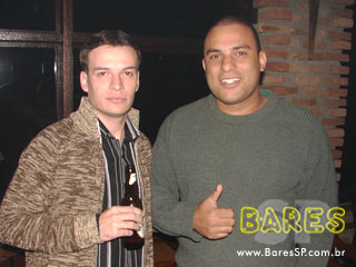 Sexta feira animada na Vogue Lounge Sexta feira animada na Vogue Lounge