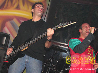 Sexta feira animada na Vogue Lounge Sexta feira animada na Vogue Lounge