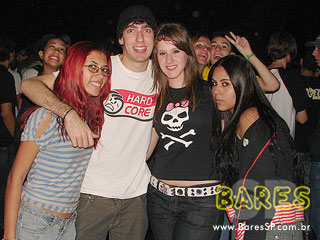 Rockfest com a banda Rufio na Via Funchal Rockfest com a banda Rufio na Via Funchal