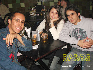 Sábado à noite no Bendita Gelada Sábado à noite no Bendita Gelada