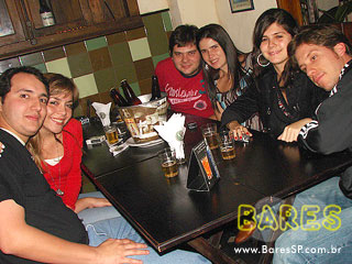 Sábado à noite no Bendita Gelada Sábado à noite no Bendita Gelada