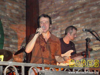 Sábado no Corcoran s Pub Sábado no Corcoran s Pub