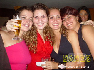 MEDiscontrolada no Bar Vivo MEDiscontrolada no Bar Vivo