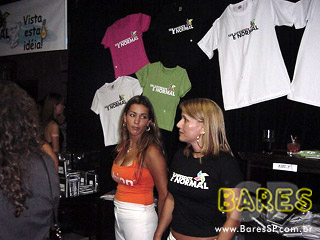 Festa Ser Diferente é Normal na Living Room Festa Ser Diferente é Normal na Living Room