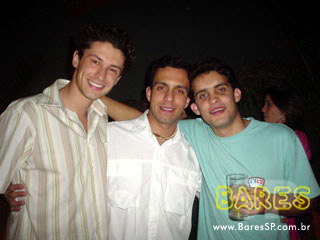 Pure Black no Vila Verde Pure Black no Vila Verde