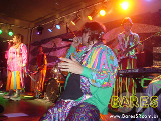 Quasímodo no D República Quasímodo no D República