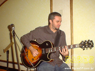 Michel Leme trio no Aquarela Bar Michel Leme trio no Aquarela Bar