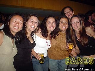 Invasão Vermelha no Bar Vivo Invasão Vermelha no Bar Vivo