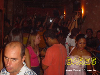 Pop rock no LUAU da VILLA Pop rock no LUAU da VILLA