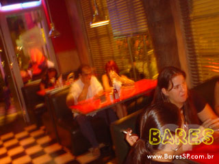 Magenta Burger Beneficente Magenta Burger Beneficente