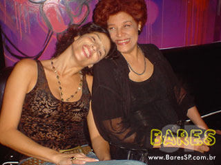 Magenta Burger Beneficente Magenta Burger Beneficente