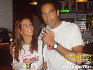 Magenta Burger Beneficente Magenta Burger Beneficente