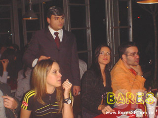 Sabrina Sato, Merchan Neves e Bola no Magenta Sabrina Sato, Merchan Neves e Bola no Magenta