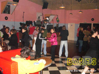 De volta aos 50´s no Clock Rock Bar De volta aos 50´s no Clock Rock Bar