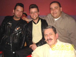 De volta aos 50´s no Clock Rock Bar De volta aos 50´s no Clock Rock Bar