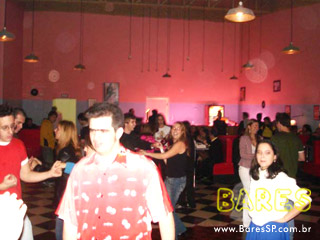 De volta aos 50´s no Clock Rock Bar De volta aos 50´s no Clock Rock Bar